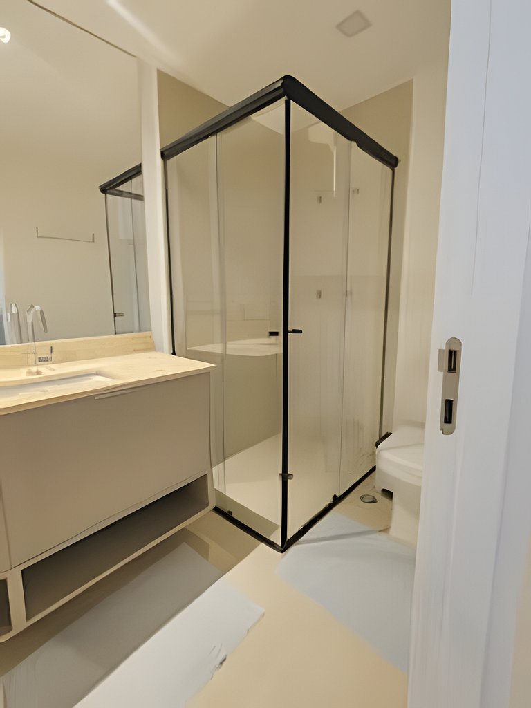 Flat novo e totalmente equipado, localizado ao lado do Allia