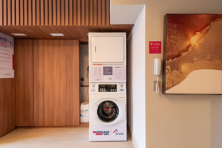 Flat novo e totalmente equipado, localizado ao lado do Allia